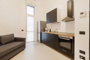 Cozy Corner with Balcony and Private Garage! Milano